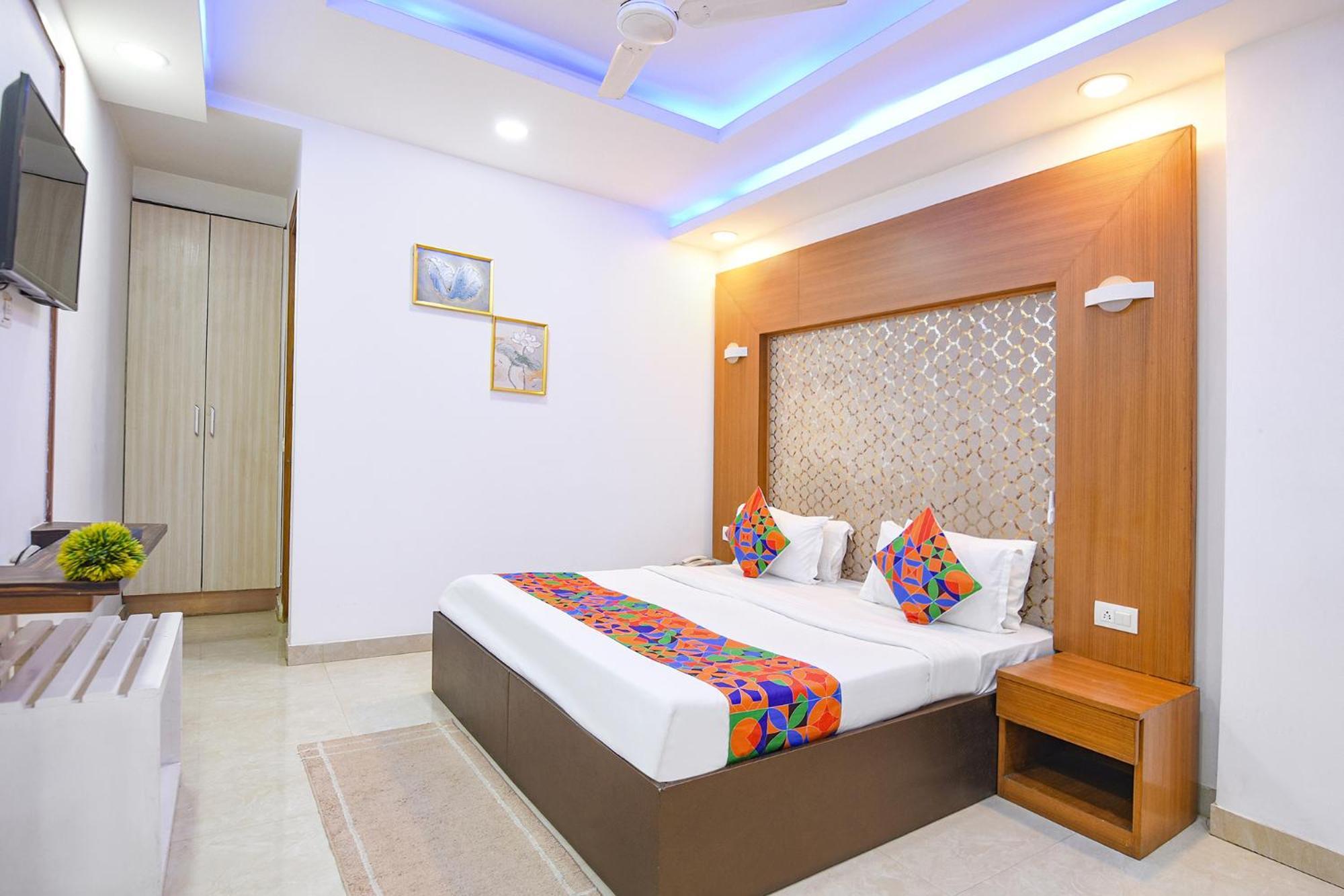 Hotel Fabhotel Prime Zen New Delhi