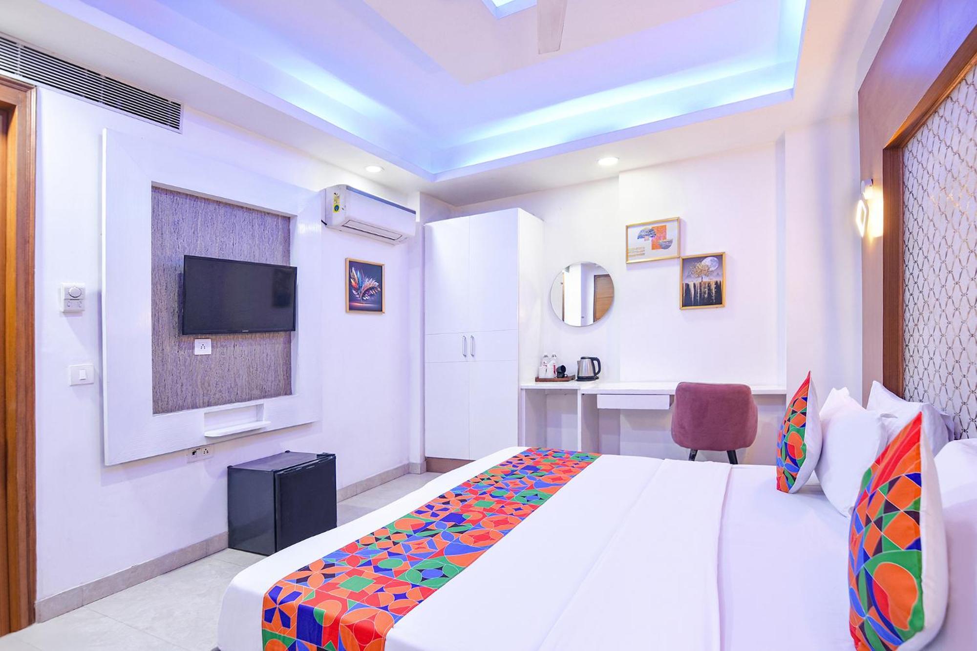 Hotel Fabhotel Prime Zen New Delhi